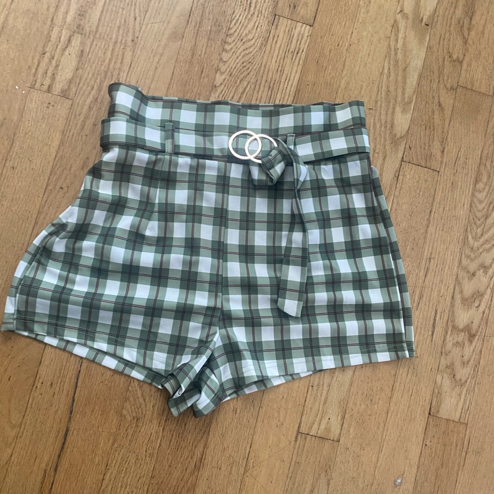 Plaid belted skirt
